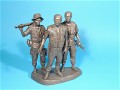 3 Fighting men-vietnam